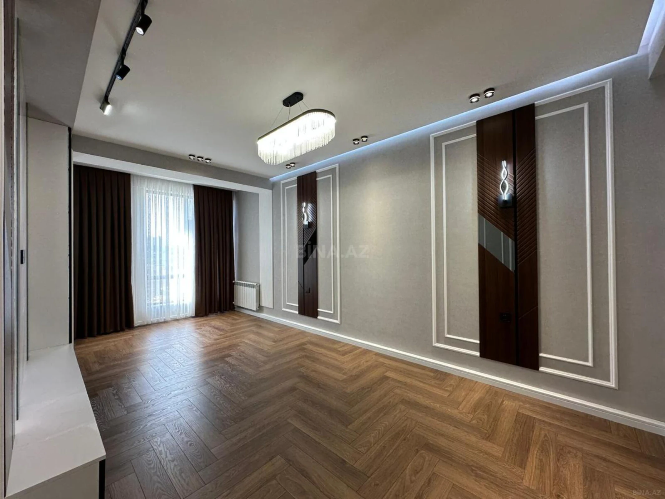 Satılır 3 otaqlı mənzil 98 m²