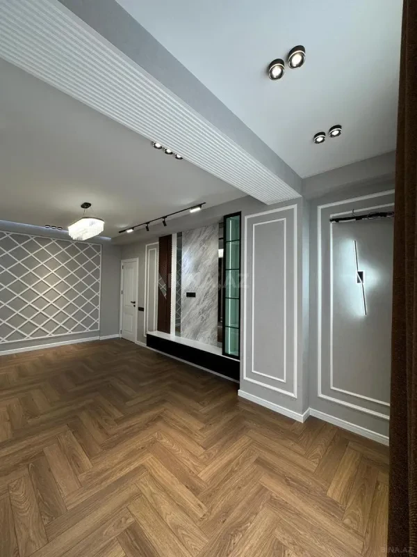 Satılır 3 otaqlı mənzil 98 m²