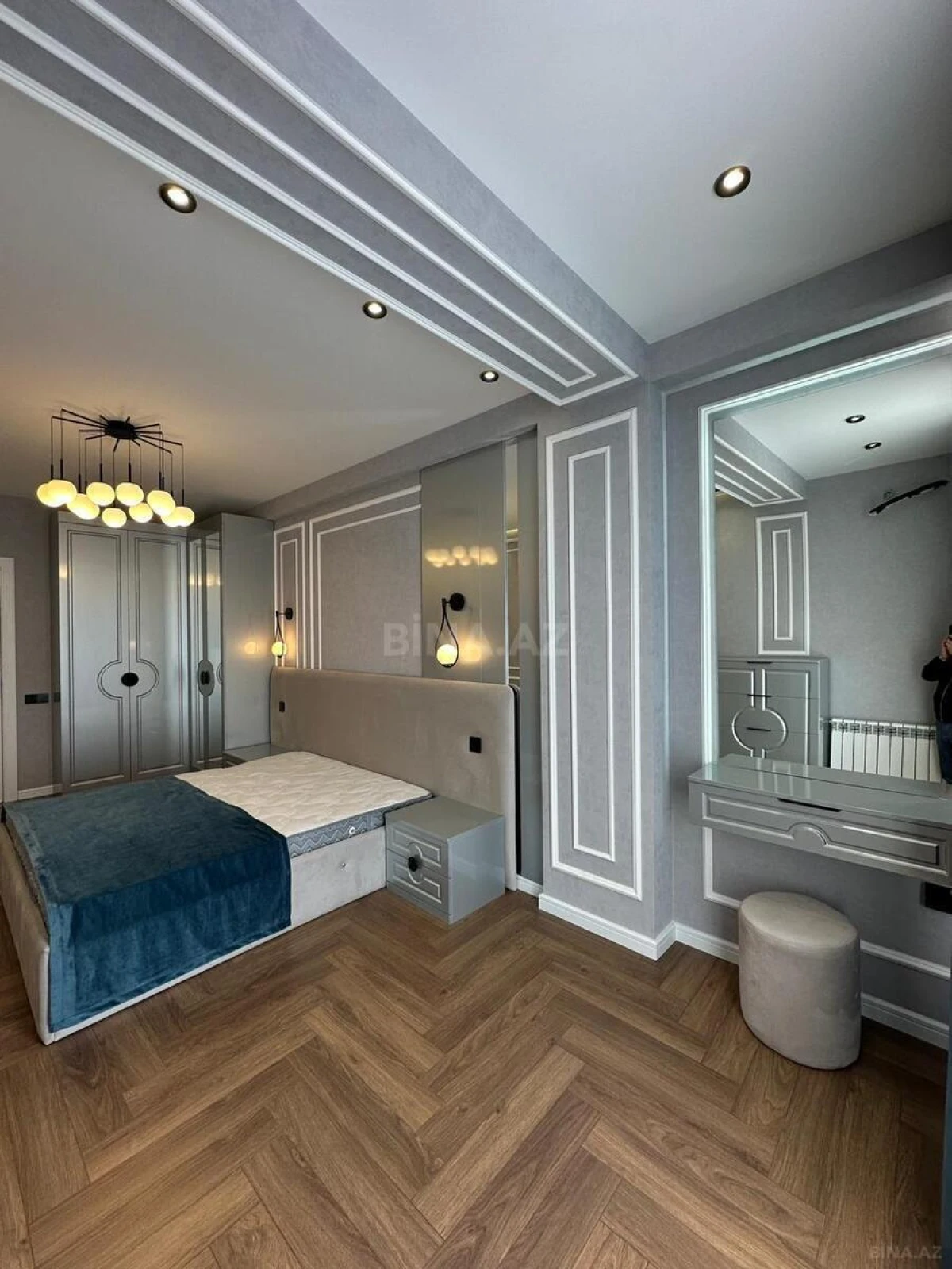 Satılır 3 otaqlı mənzil 98 m²