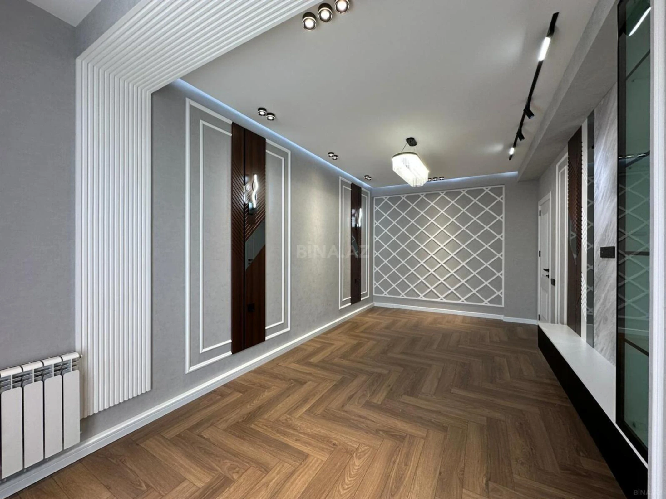 Satılır 3 otaqlı mənzil 98 m²
