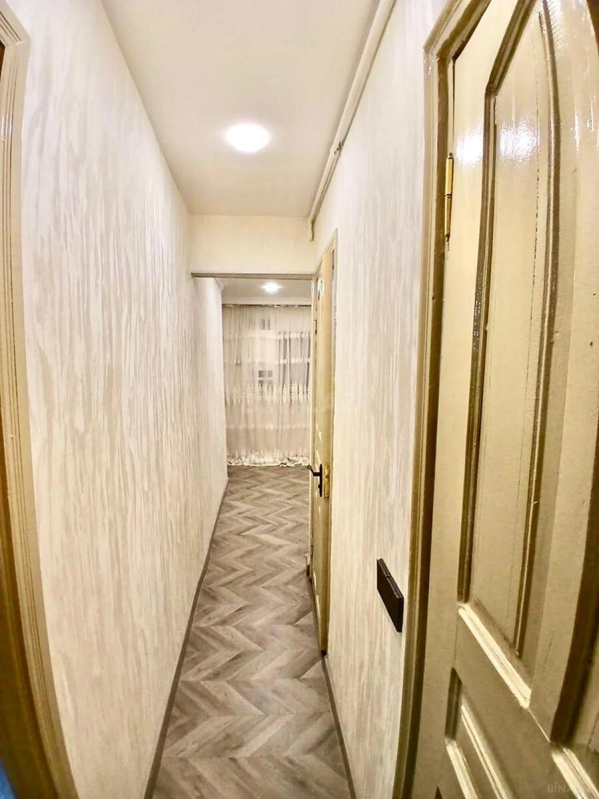 Satılır 3 otaqlı mənzil 70 m²