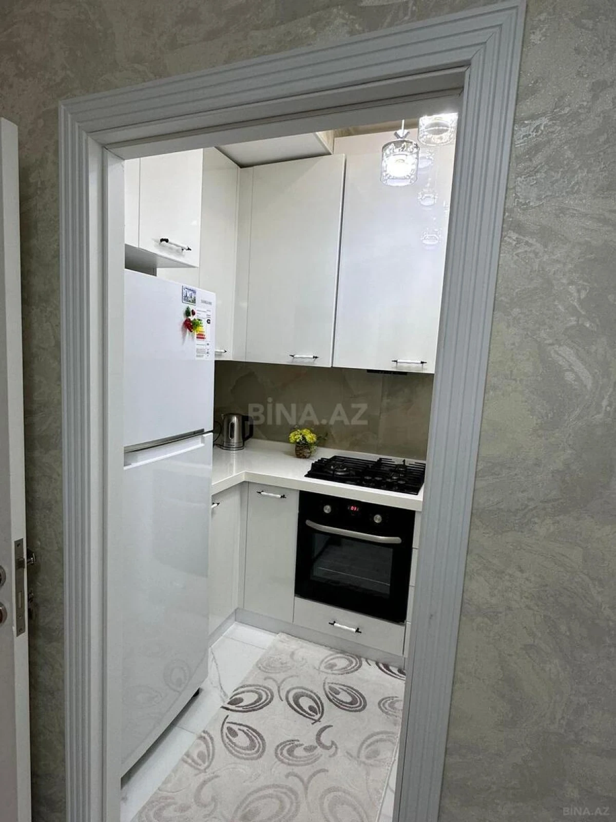 Kirayə verilir 2 otaqlı mənzil 60 m²