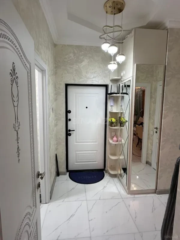 Kirayə verilir 2 otaqlı mənzil 60 m²