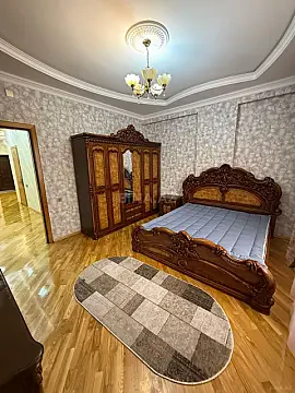 Kirayə verilir 3 otaqlı mənzil 134 m²
