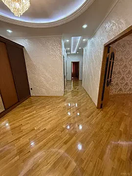 Kirayə verilir 3 otaqlı mənzil 134 m²