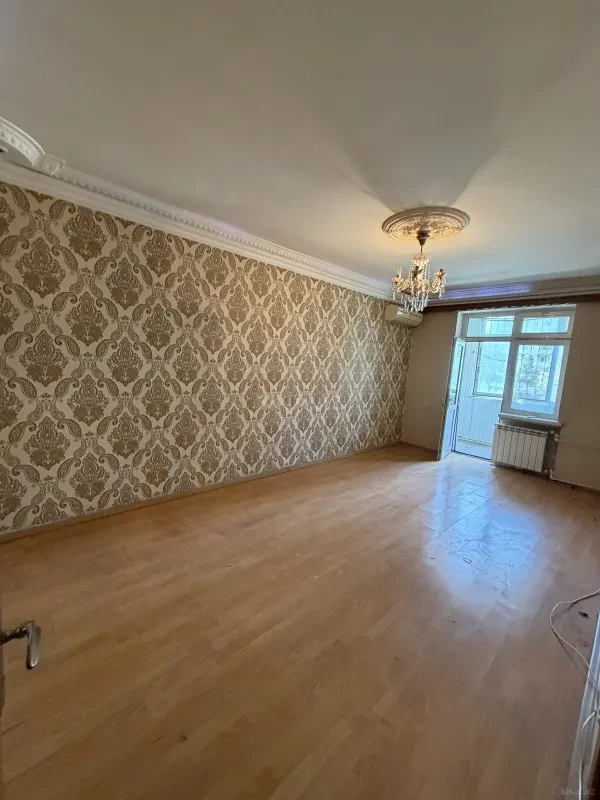 Satılır 2 otaqlı mənzil 57 m²