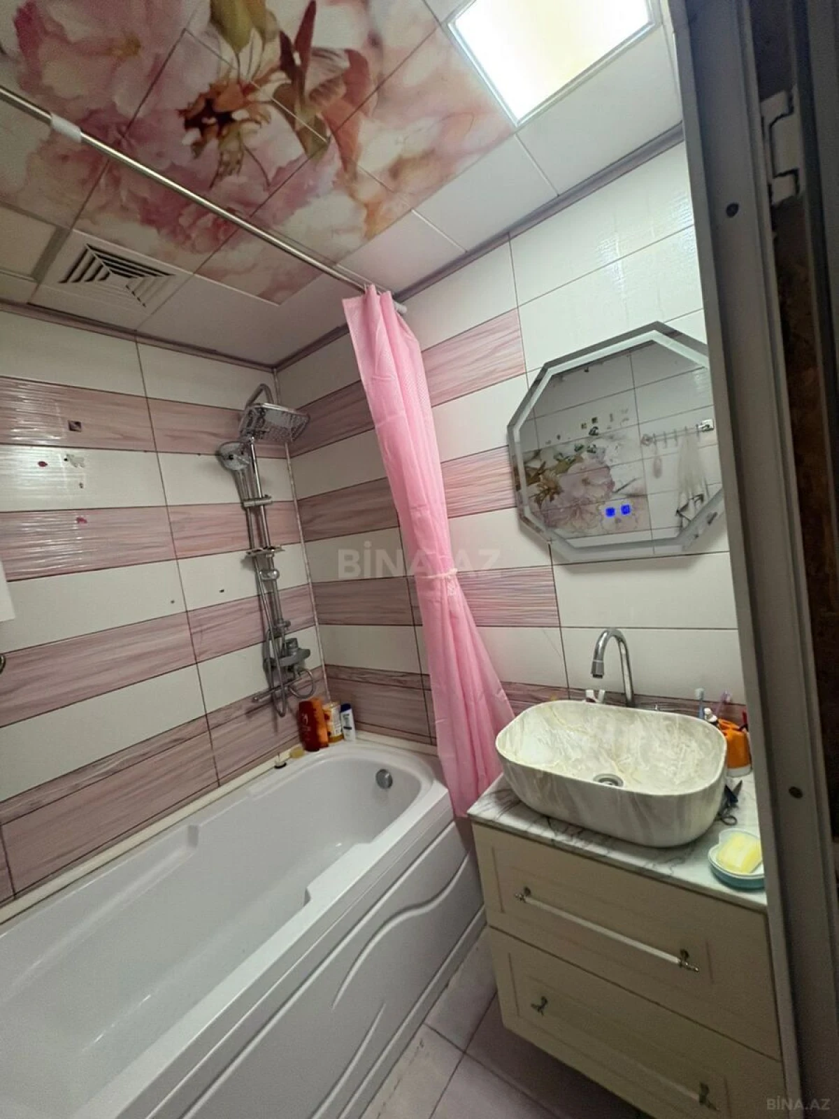 Satılır 2 otaqlı mənzil 55 m²