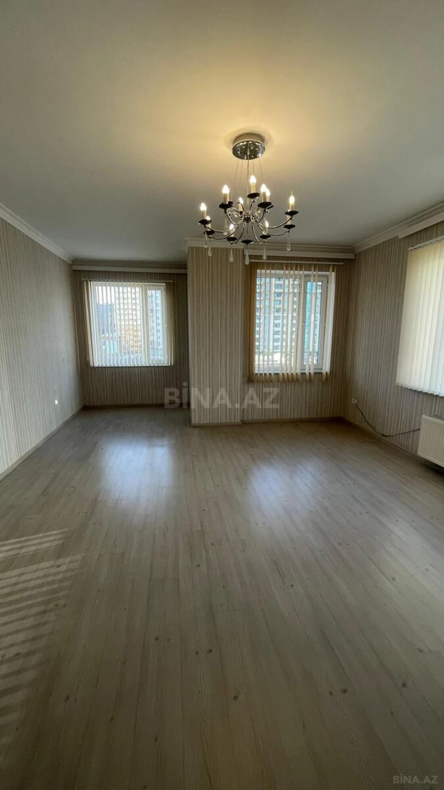 Kirayə verilir 3 otaqlı ofis 130 m²