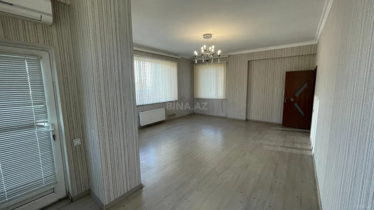 Kirayə verilir 3 otaqlı ofis 130 m²
