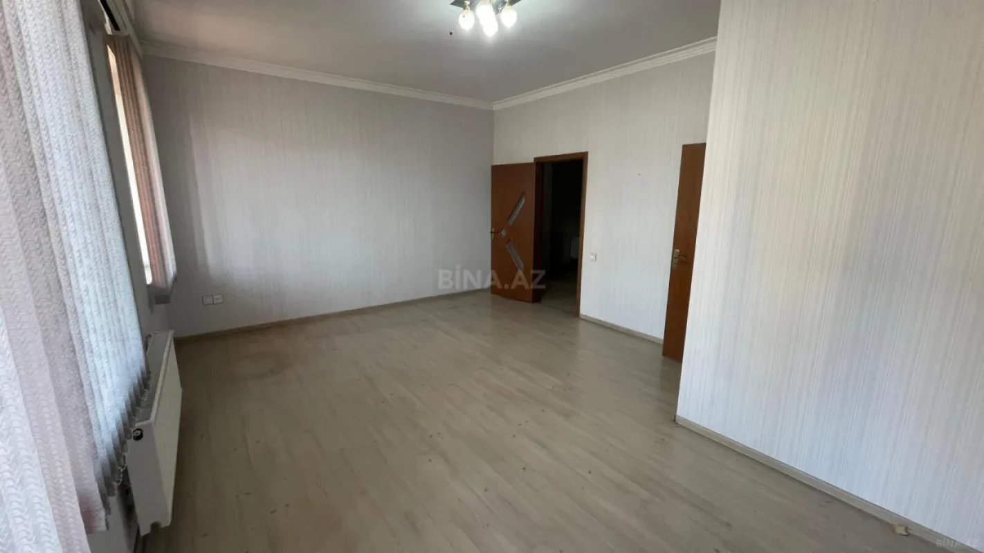 Kirayə verilir 3 otaqlı ofis 130 m²