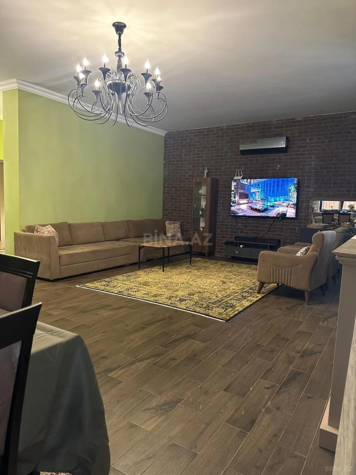 Satılır 6 otaqlı həyət evi 200 m²