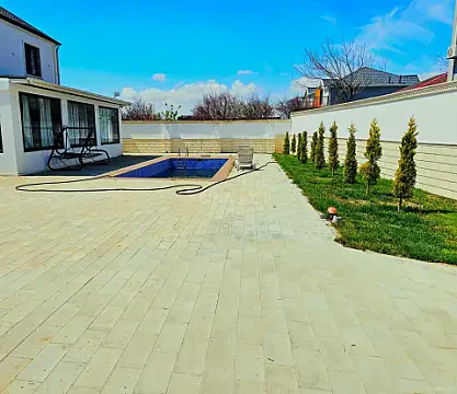 Satılır 6 otaqlı həyət evi 200 m²
