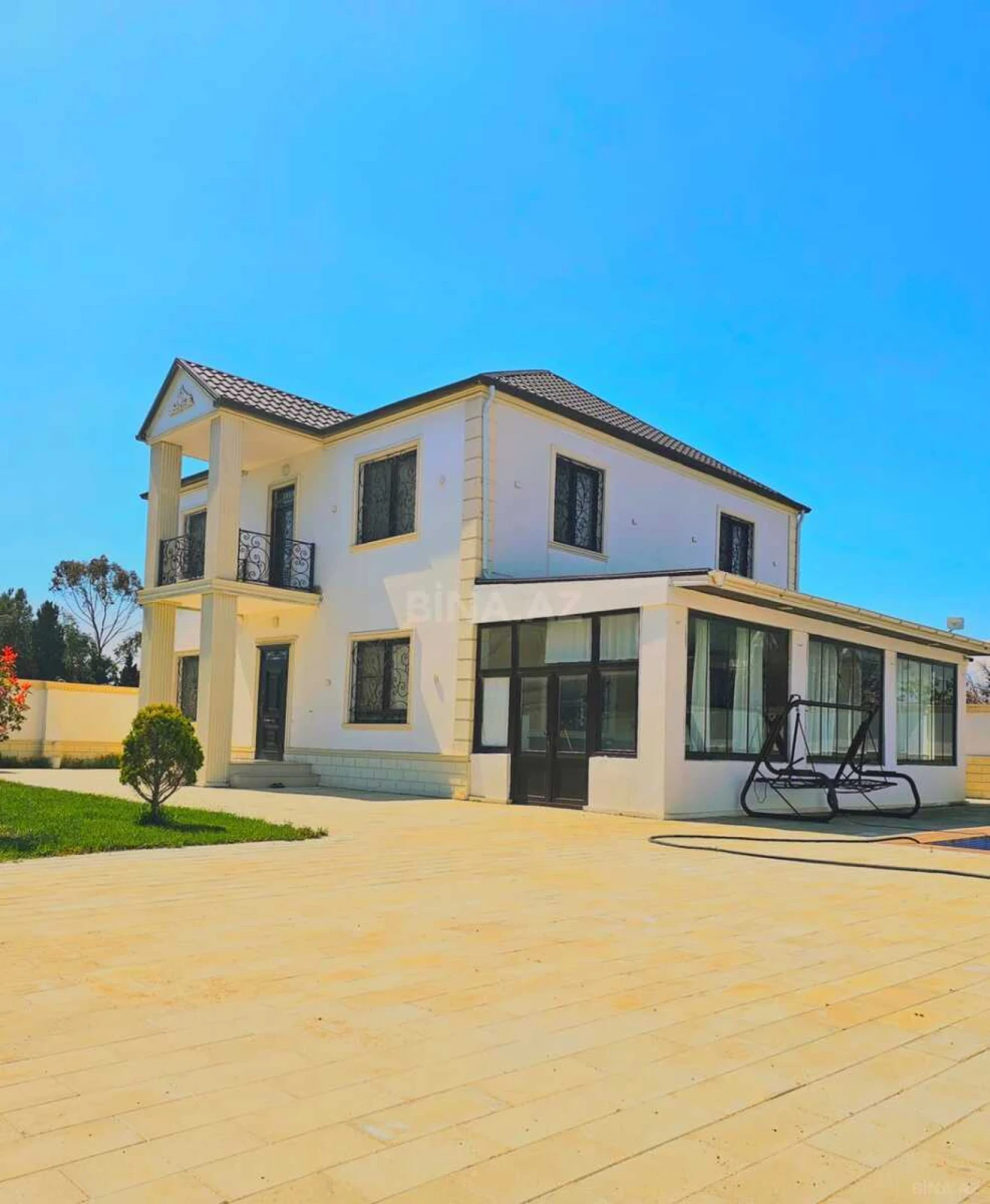 Satılır 6 otaqlı həyət evi 200 m²