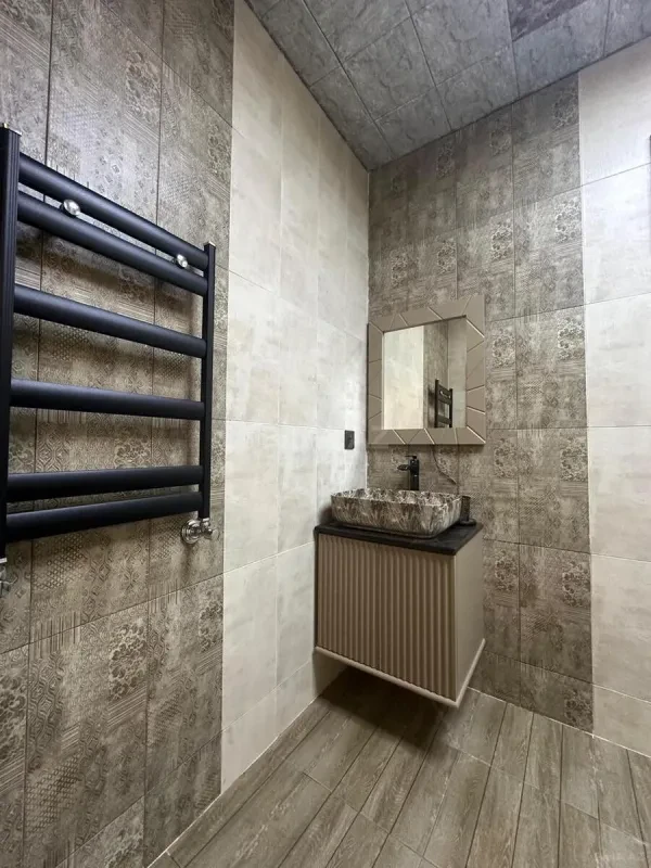 Satılır 6 otaqlı həyət evi 200 m²