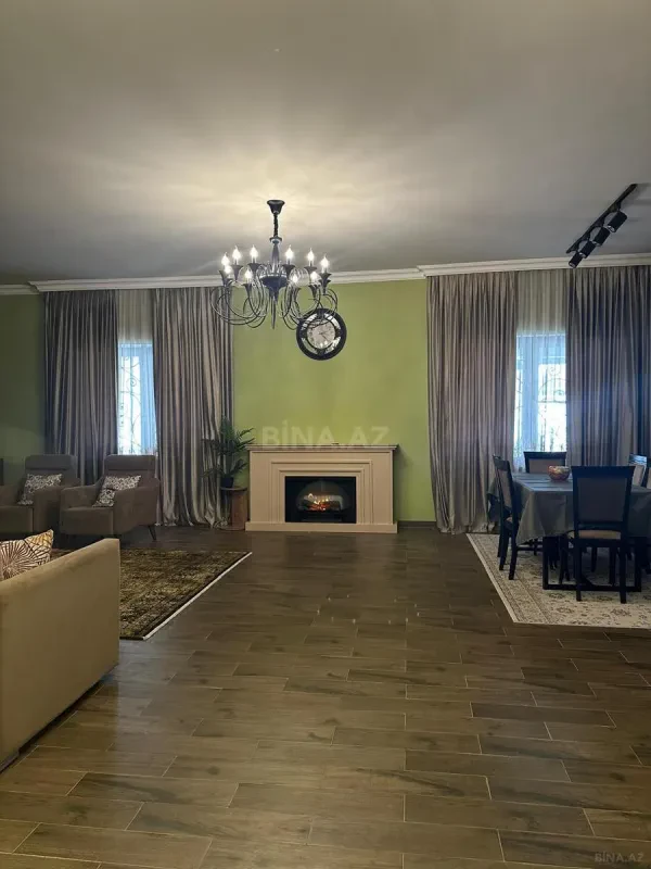 Satılır 6 otaqlı həyət evi 200 m²