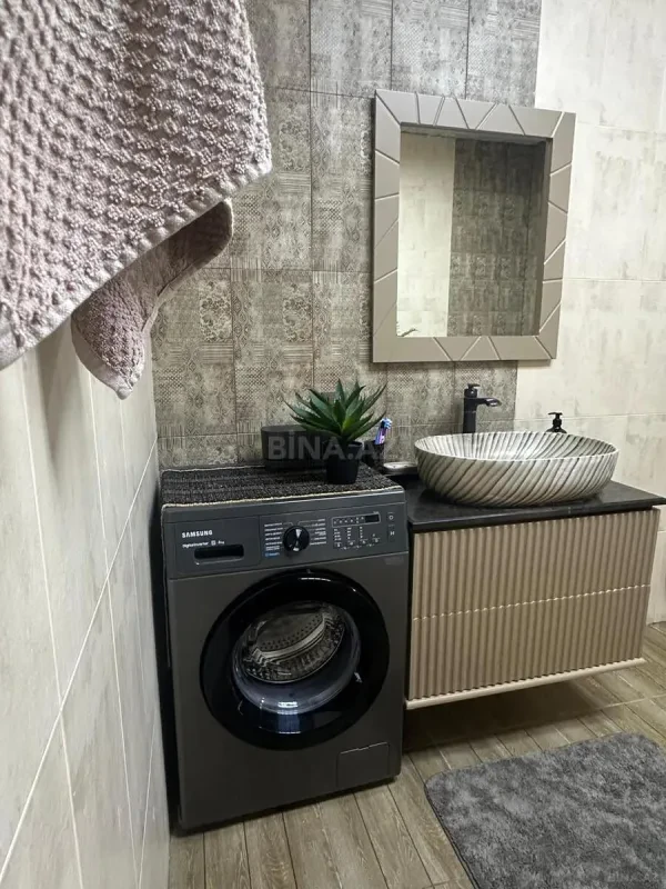Satılır 6 otaqlı həyət evi 200 m²