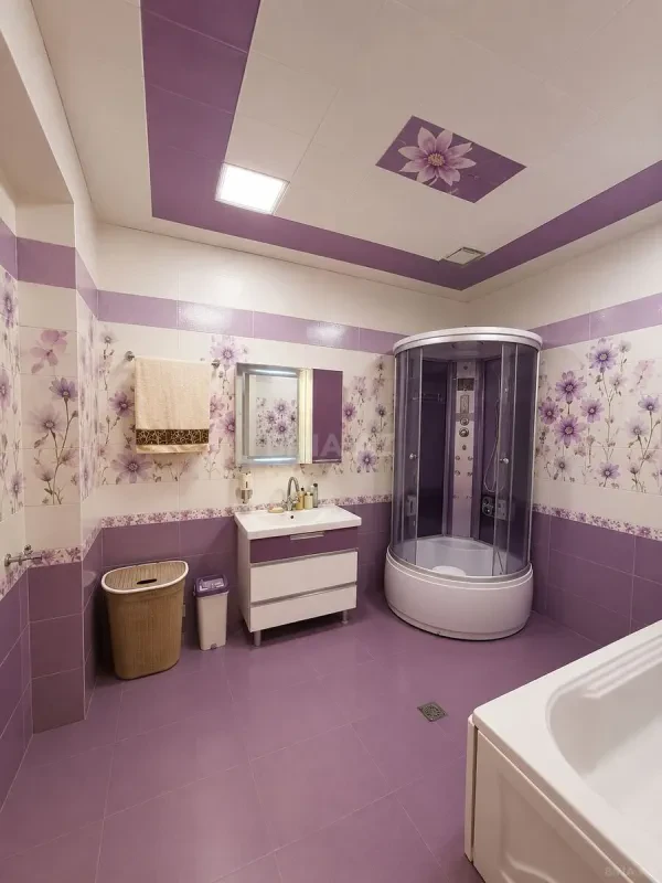 Satılır 3 otaqlı mənzil 120 m²