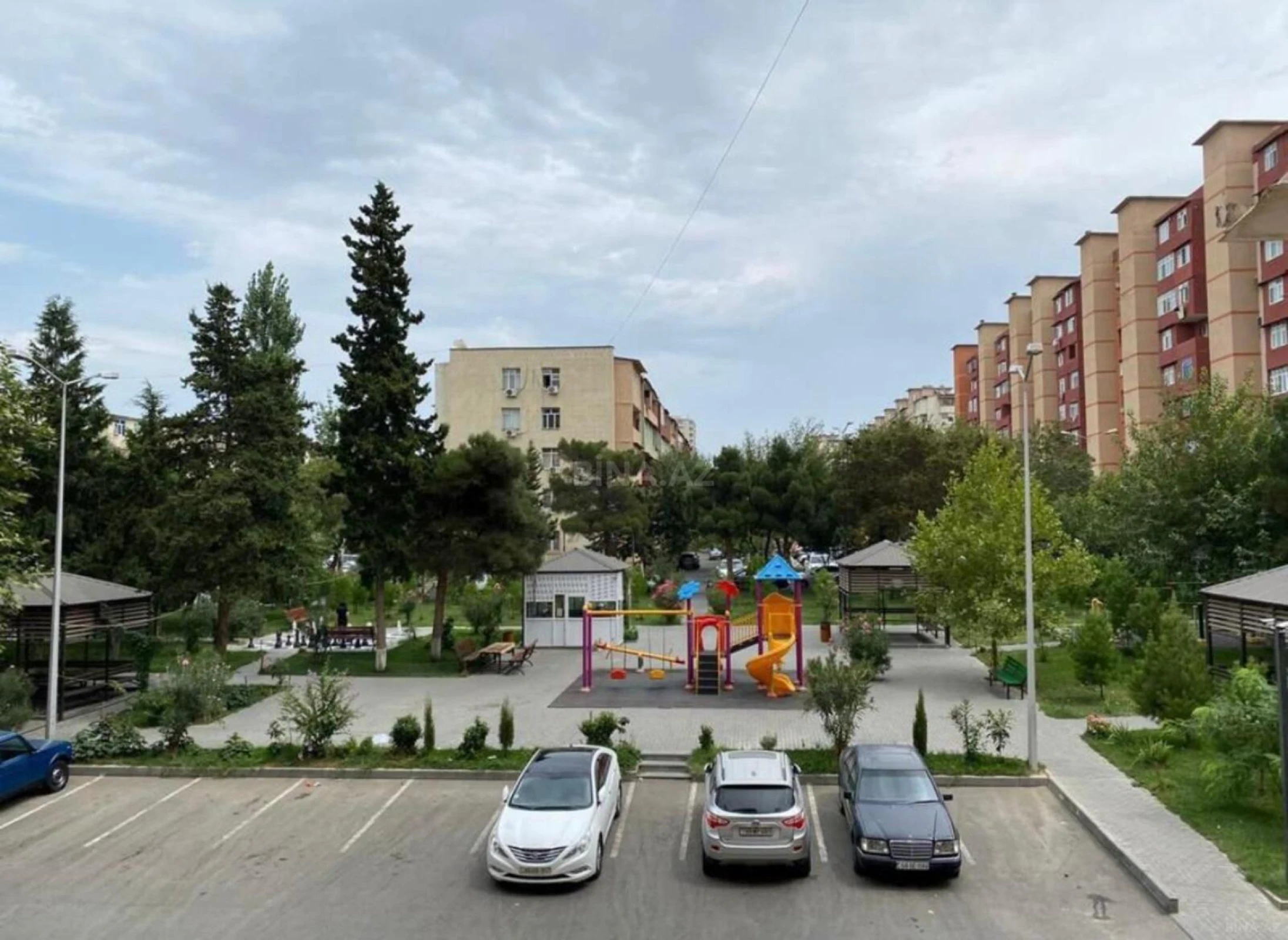 Kirayə verilir 2 otaqlı mənzil 60 m²