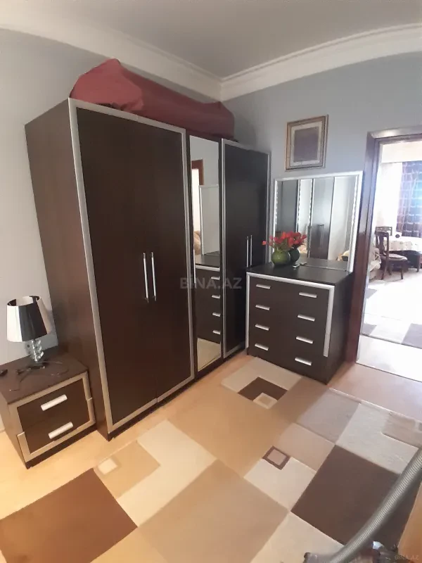 Kirayə verilir 2 otaqlı mənzil 55 m²