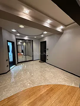 Kirayə verilir 3 otaqlı mənzil 161 m²