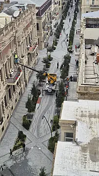 Satılır 4 otaqlı mənzil 200 m²
