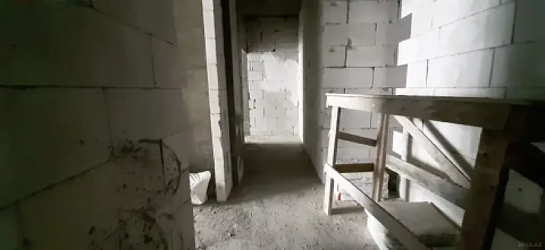 Satılır 2 otaqlı mənzil 94 m²
