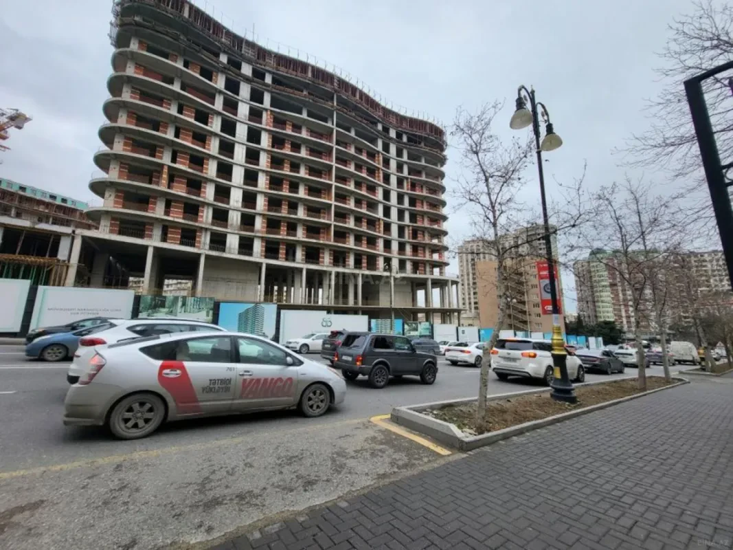 Satılır 2 otaqlı mənzil 94 m²