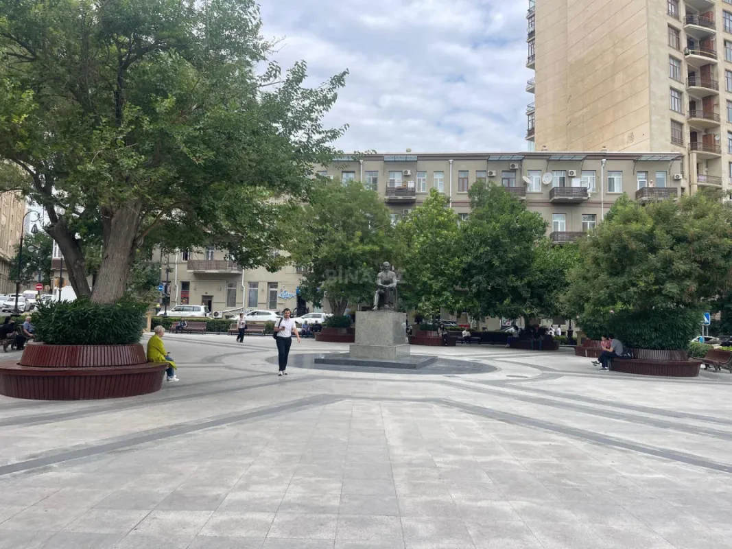 Satılır 3 otaqlı mənzil 67 m²