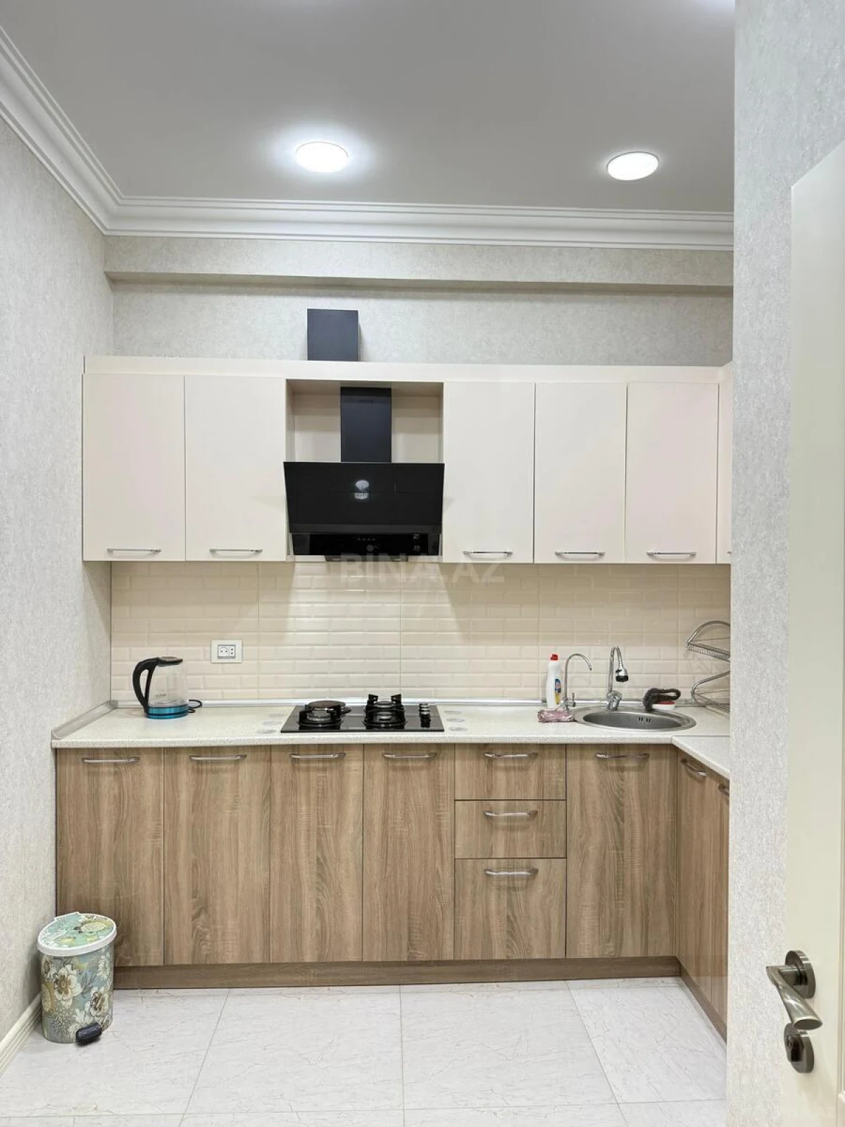 Kirayə verilir 3 otaqlı mənzil 99 m²