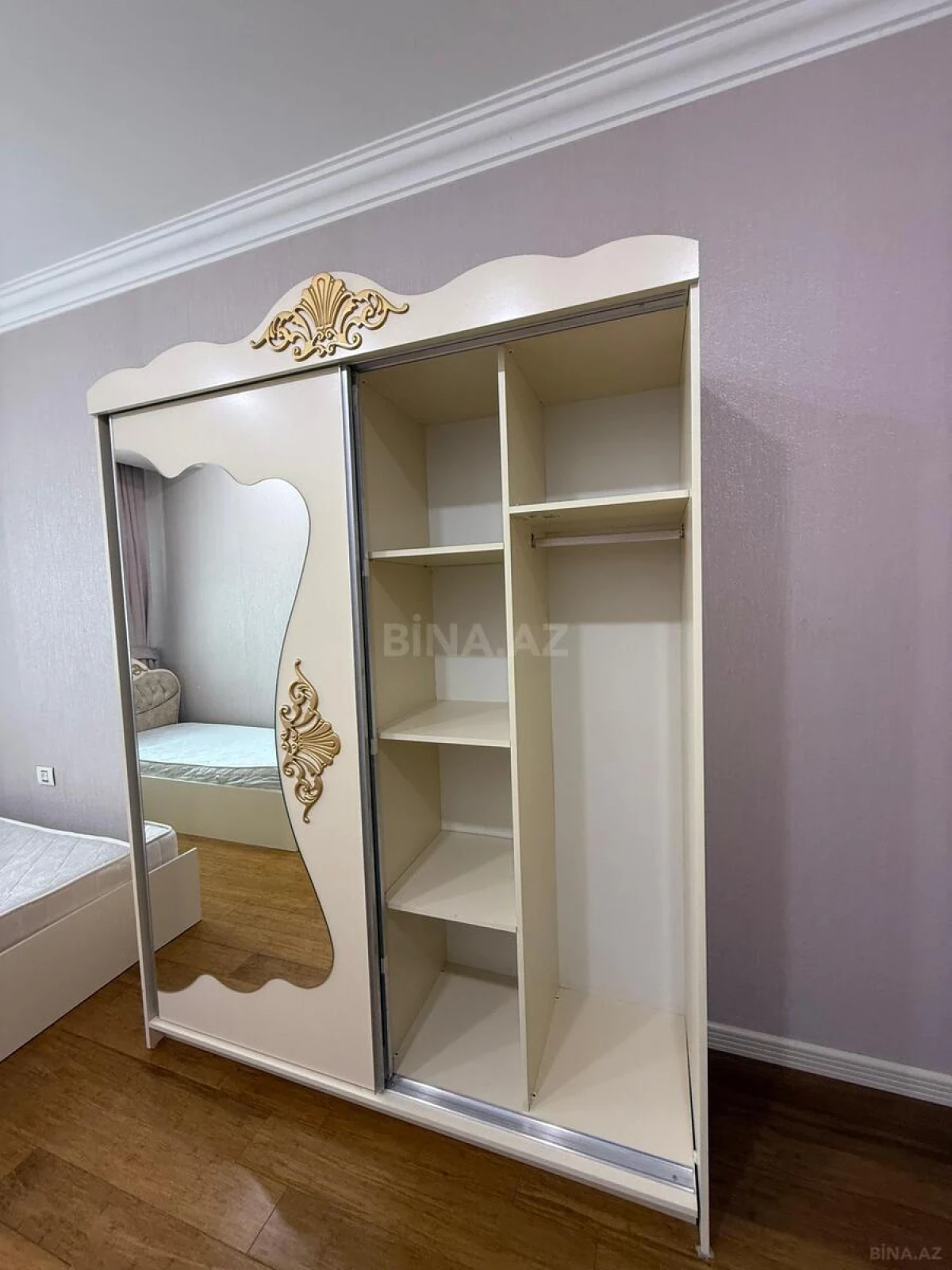 Kirayə verilir 3 otaqlı mənzil 99 m²