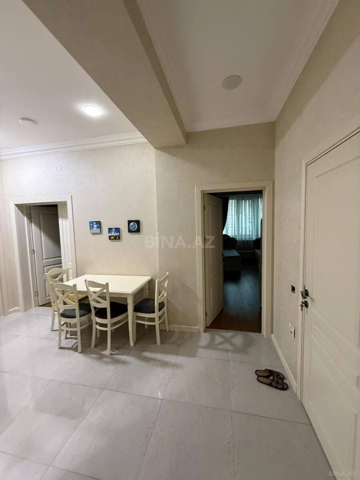 Kirayə verilir 3 otaqlı mənzil 99 m²