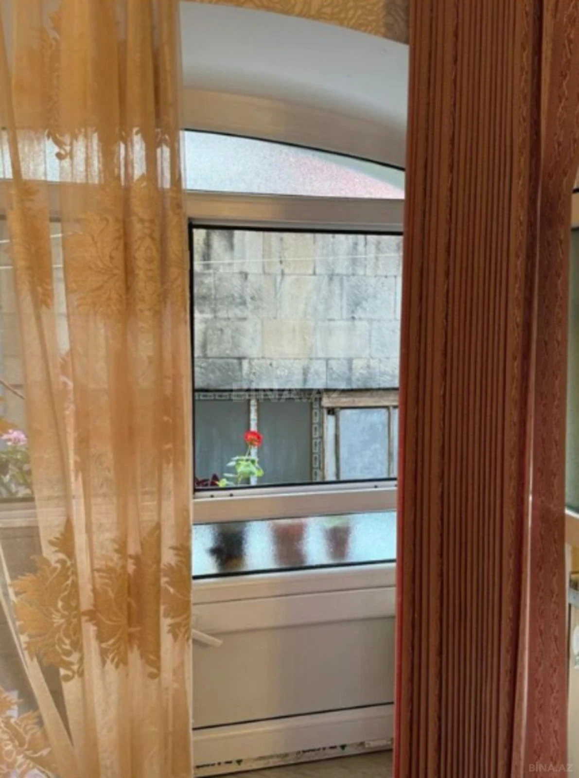 Kirayə verilir 1 otaqlı mənzil 31 m²