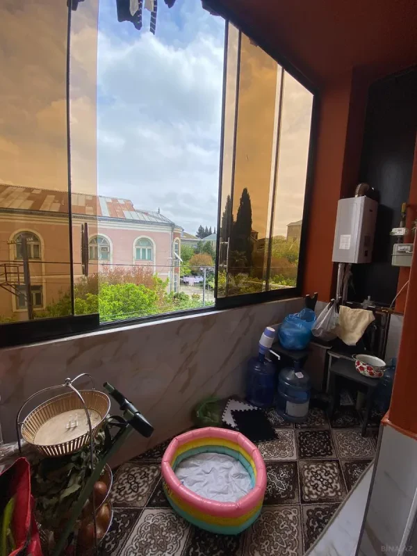 Satılır 2 otaqlı mənzil 73 m²
