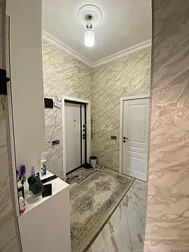 Satılır 2 otaqlı mənzil 73 m²