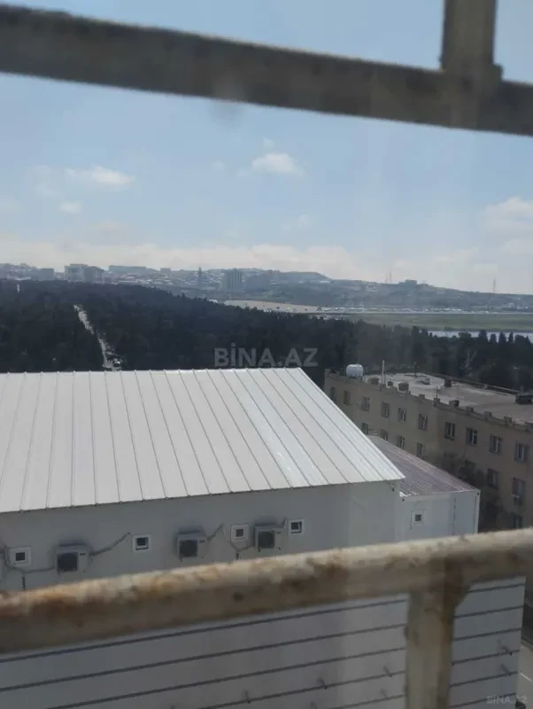 Satılır 4 otaqlı mənzil 81.6 m²