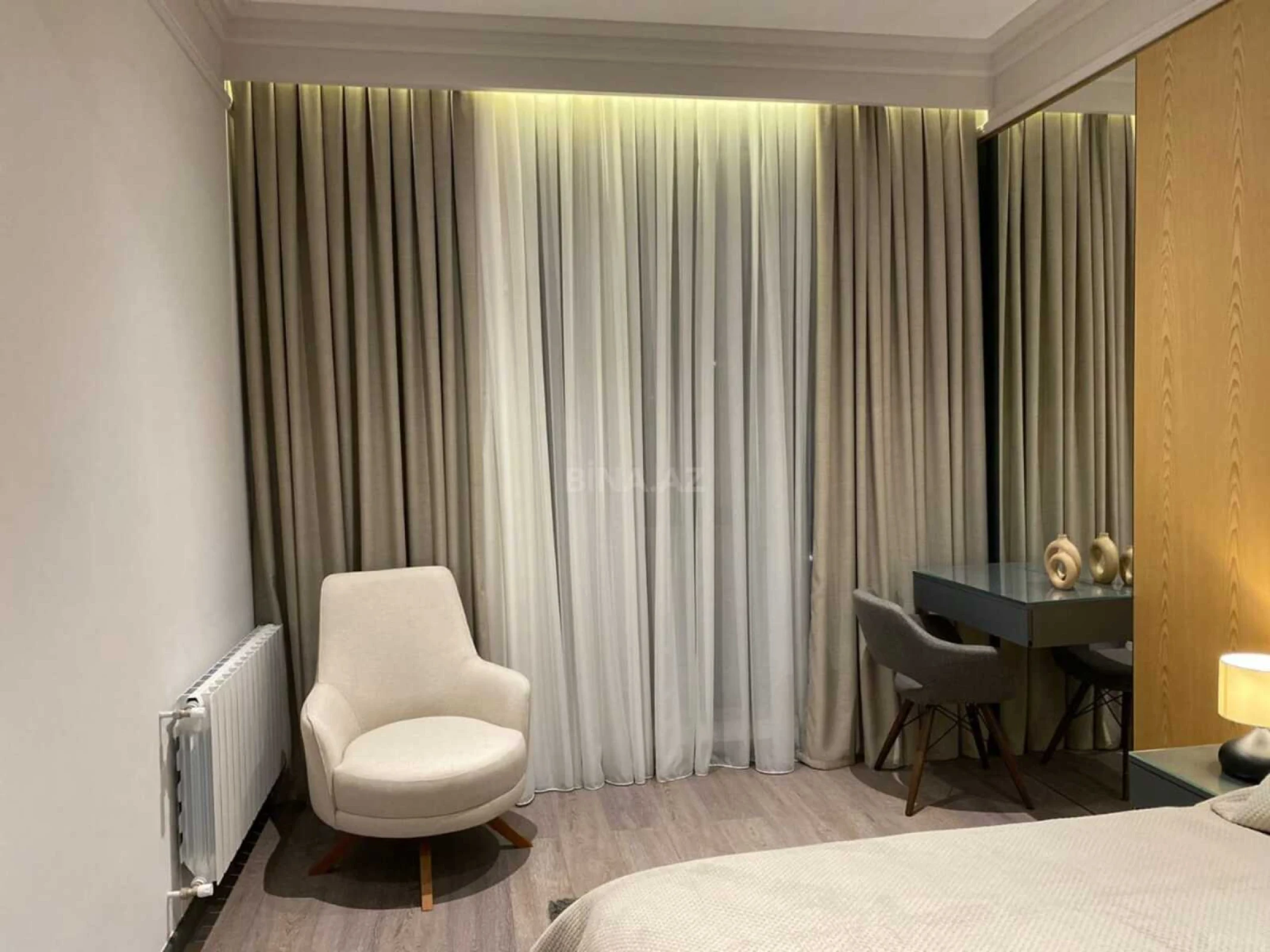 Kirayə verilir 3 otaqlı mənzil 120 m²
