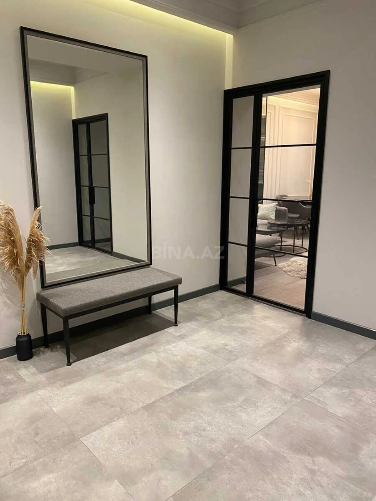 Kirayə verilir 3 otaqlı mənzil 120 m²
