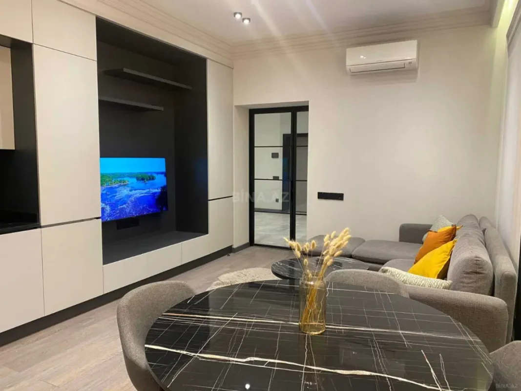Kirayə verilir 3 otaqlı mənzil 120 m²
