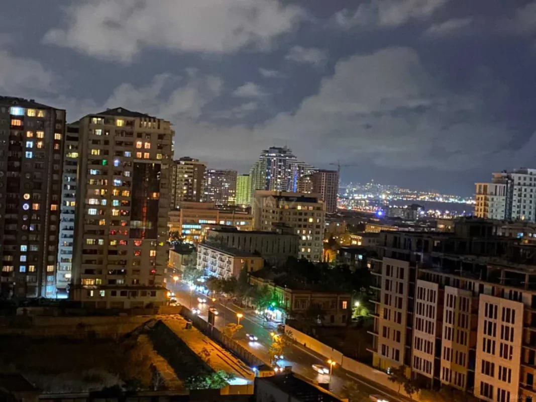 Kirayə verilir 3 otaqlı mənzil 120 m²