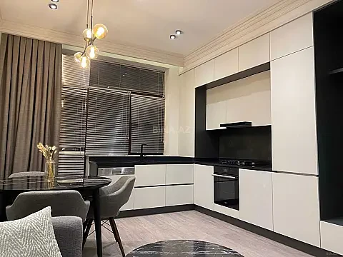 Kirayə verilir 3 otaqlı mənzil 120 m²