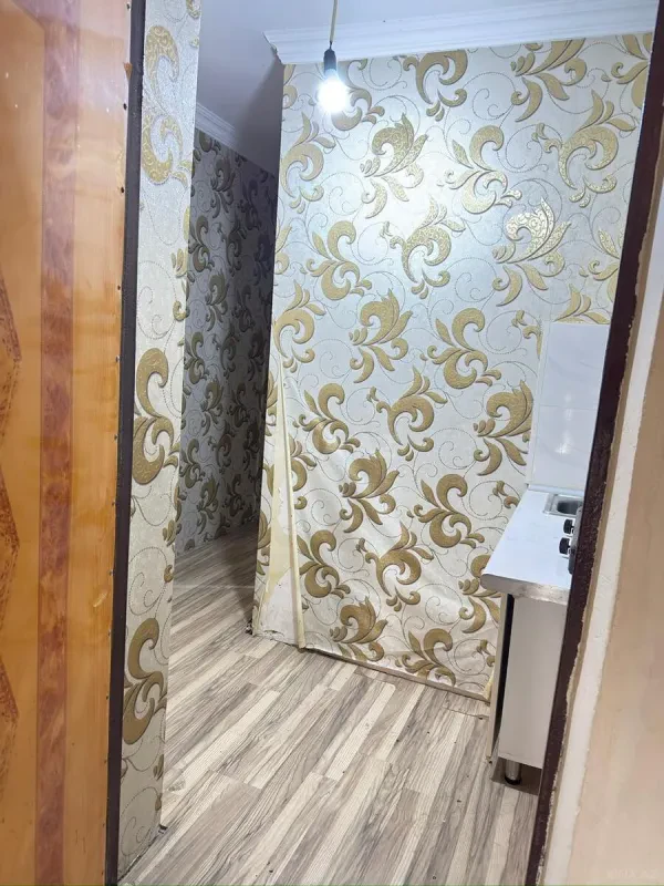 Satılır 2 otaqlı mənzil 39 m²