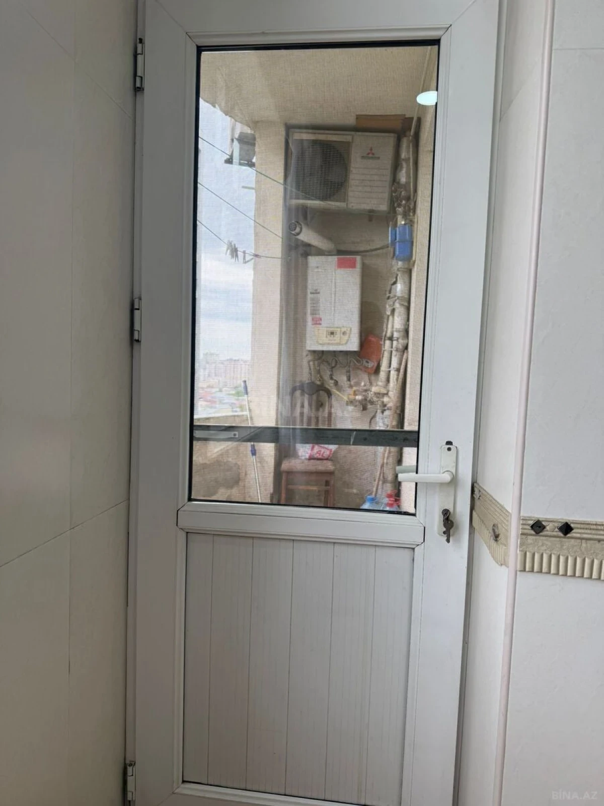 Kirayə verilir 3 otaqlı mənzil 140 m²
