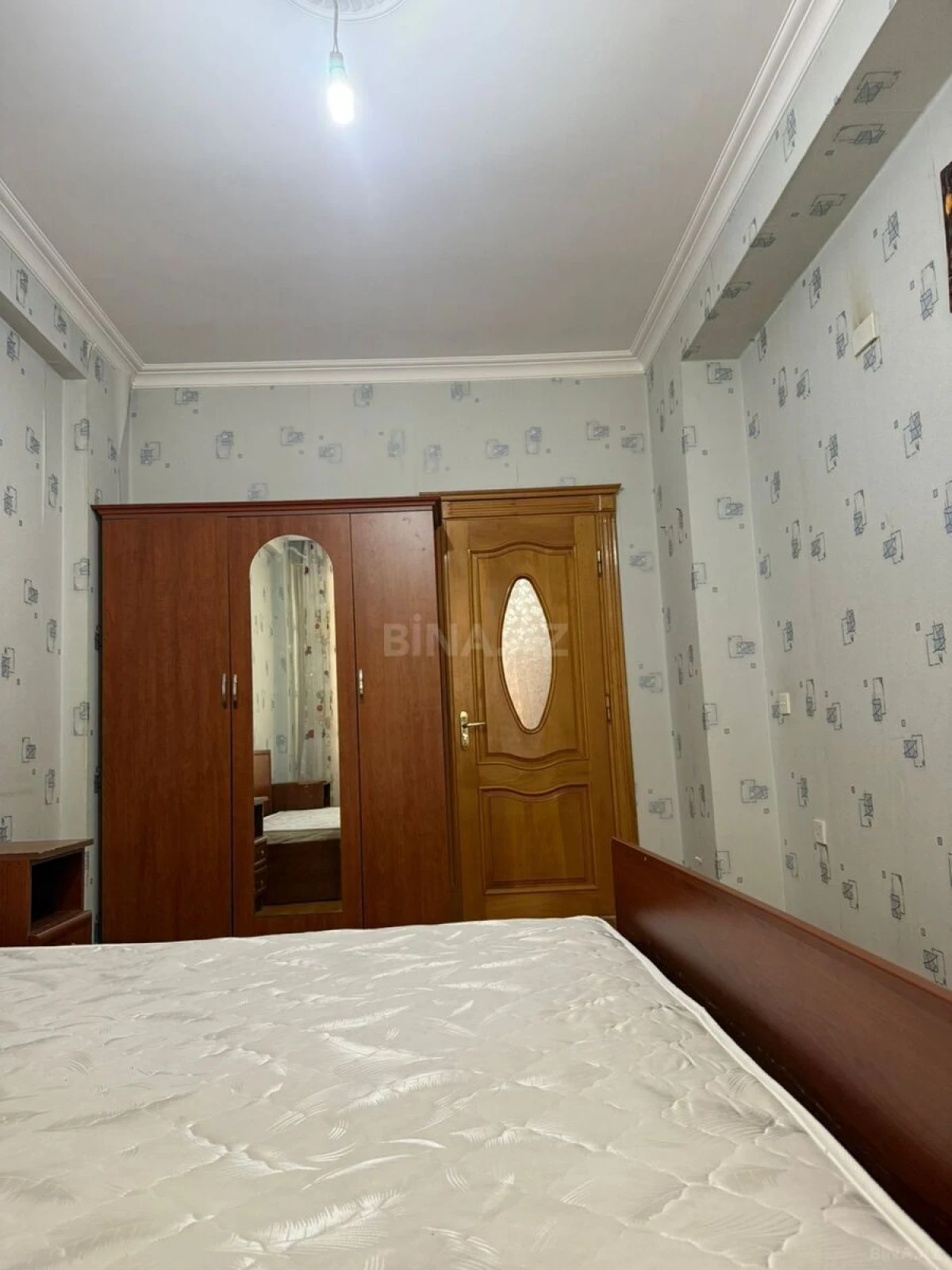 Kirayə verilir 3 otaqlı mənzil 140 m²