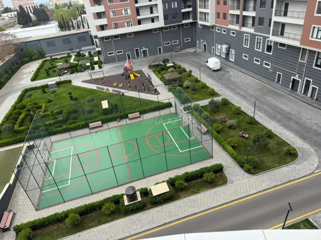 Kirayə verilir 3 otaqlı mənzil 140 m²