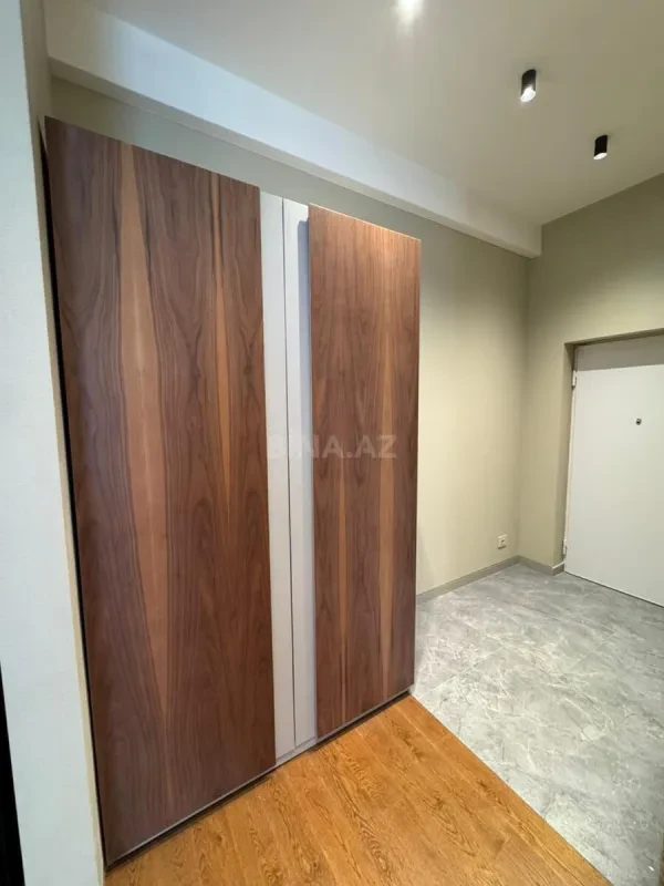 Kirayə verilir 2 otaqlı mənzil 62 m²
