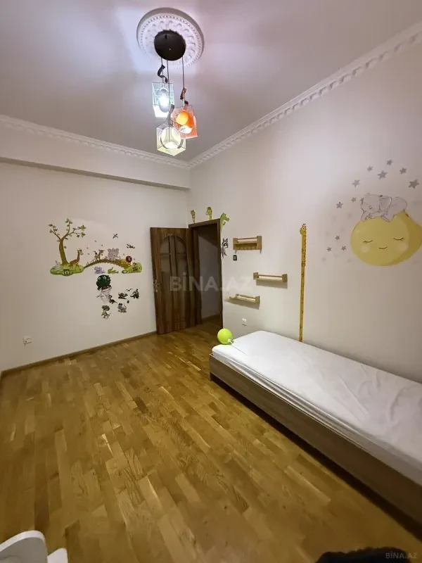 Kirayə verilir 3 otaqlı mənzil 90 m²