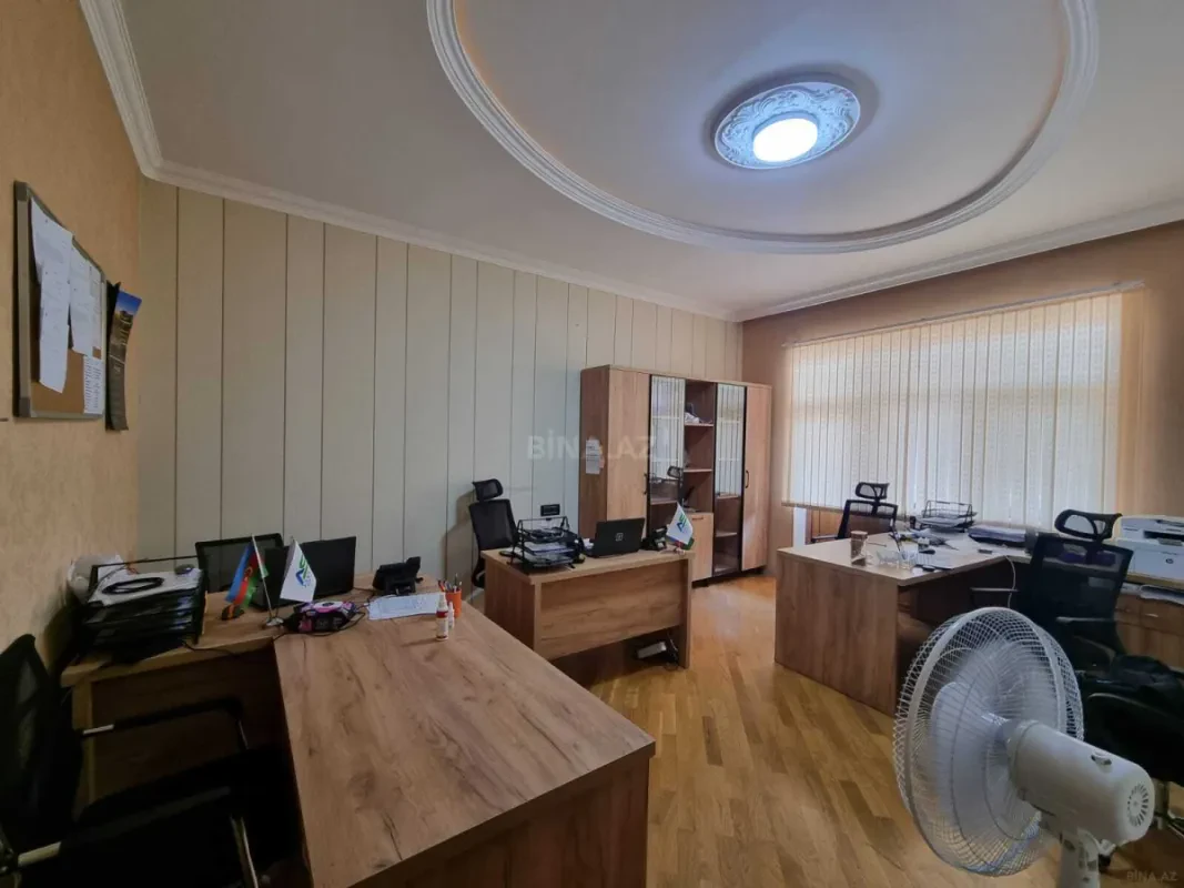 Kirayə verilir 8 otaqlı ofis 560 m²