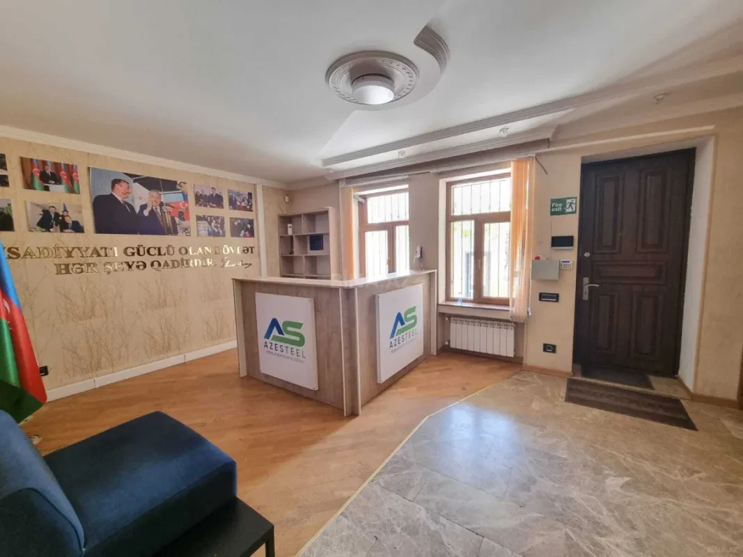 Kirayə verilir 8 otaqlı ofis 560 m²
