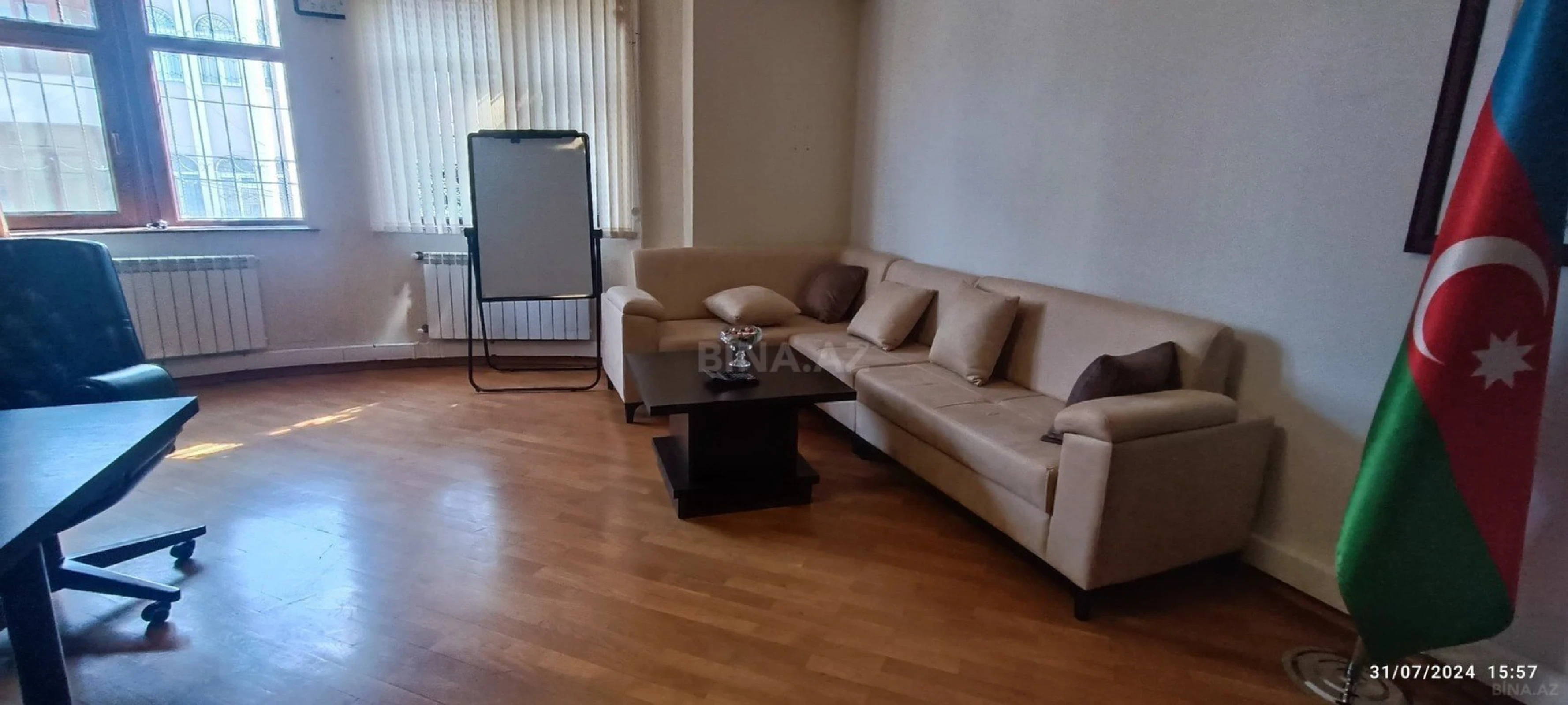 Kirayə verilir 8 otaqlı ofis 560 m²