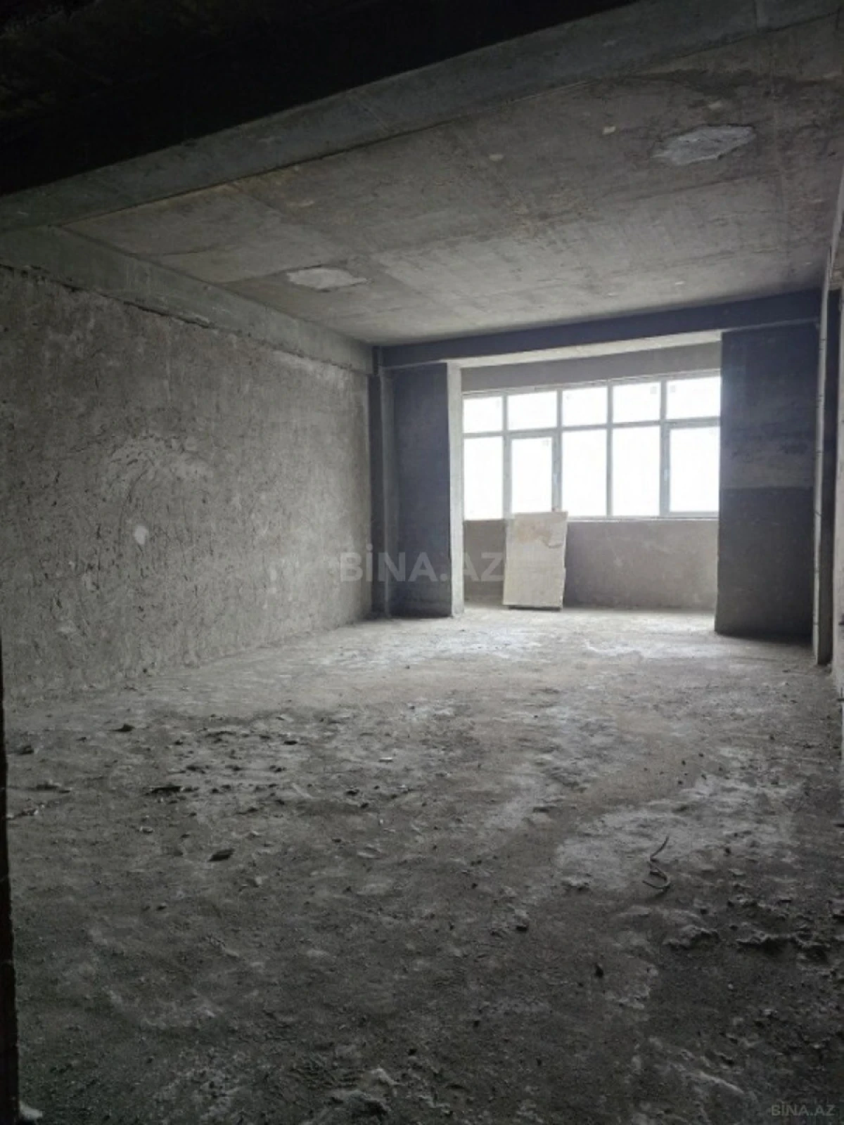 Satılır 2 otaqlı mənzil 70 m²